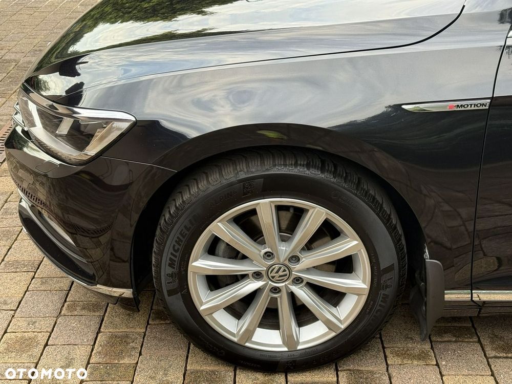 Volkswagen Passat 2.0 TDI SCR DSG 4Motion Business - 33