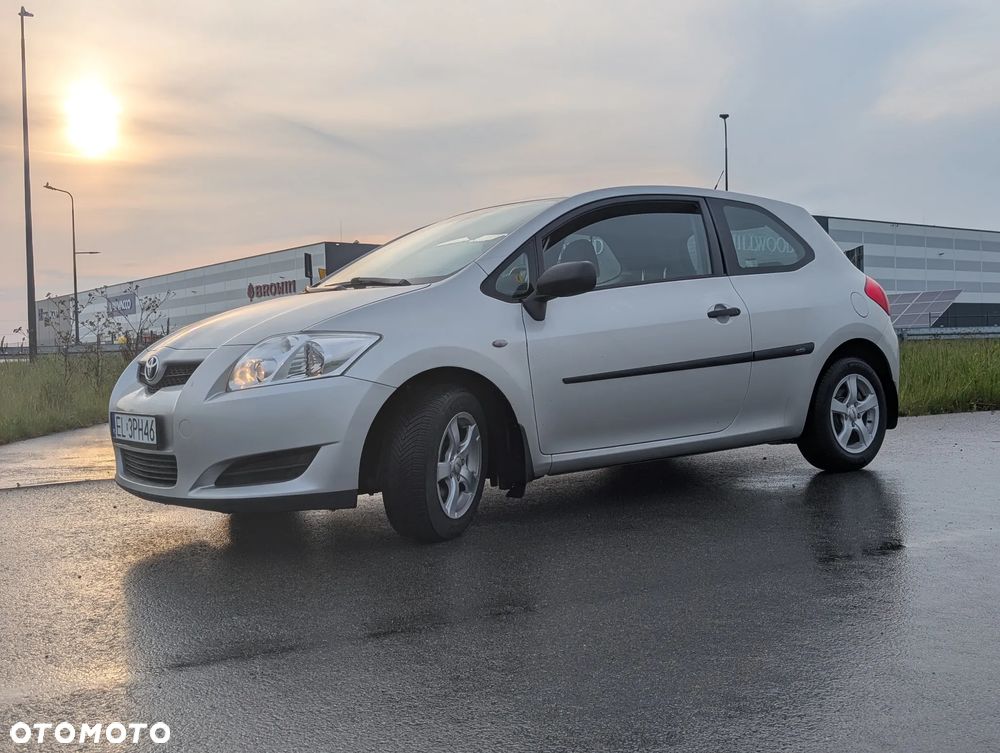 Toyota Auris - 8