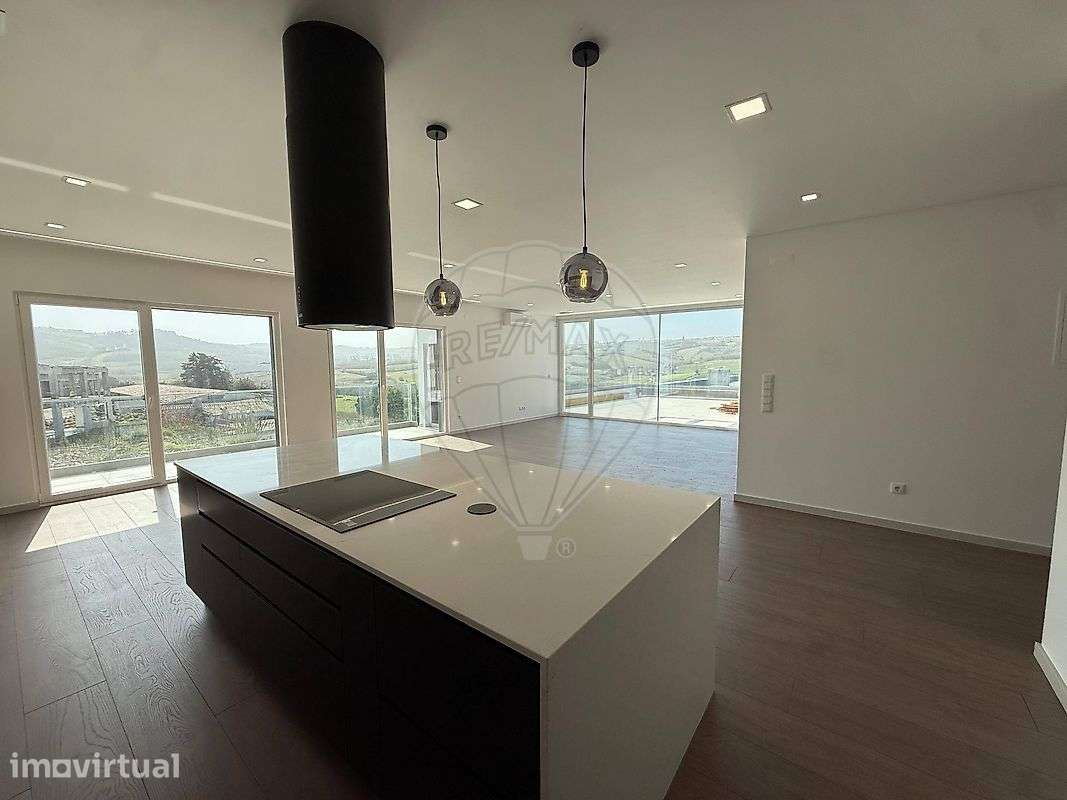 Apartamento T4 para venda - Grande imagem: 3/29