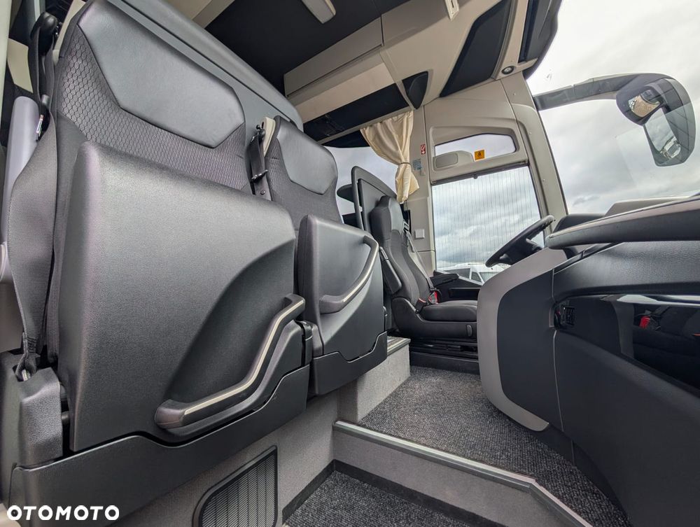 Mercedes-Benz Tourismo - 22