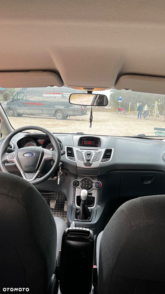 Ford Fiesta - 6