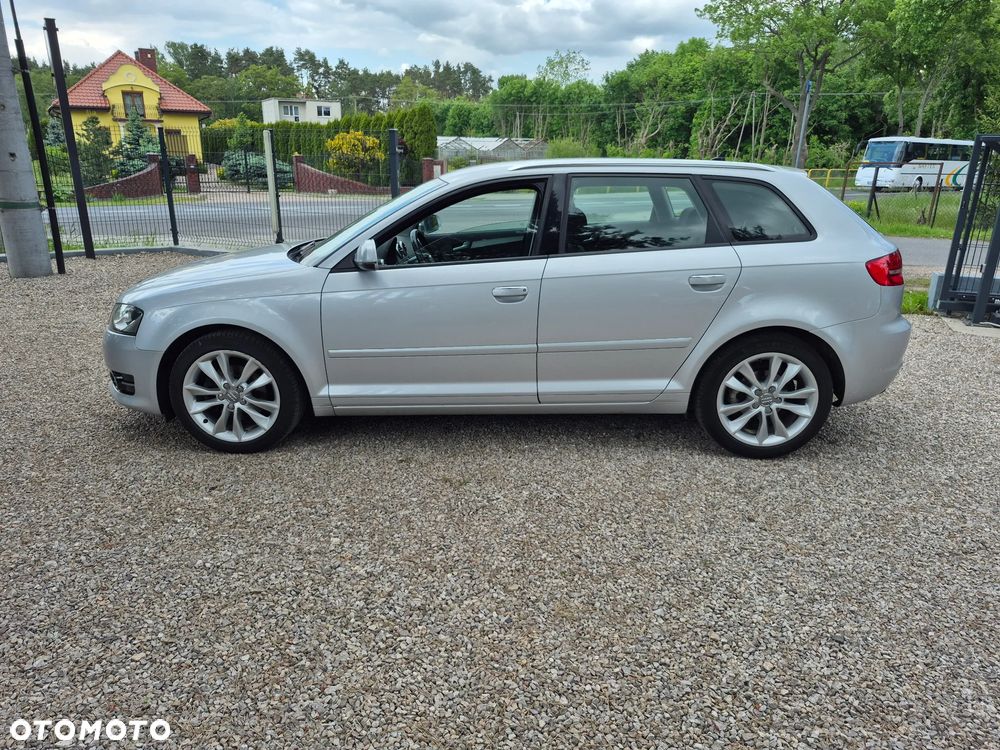 Audi A3 Sportback 2.0 TDI Ambition - 2