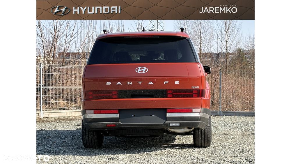 Hyundai Santa Fe - 4