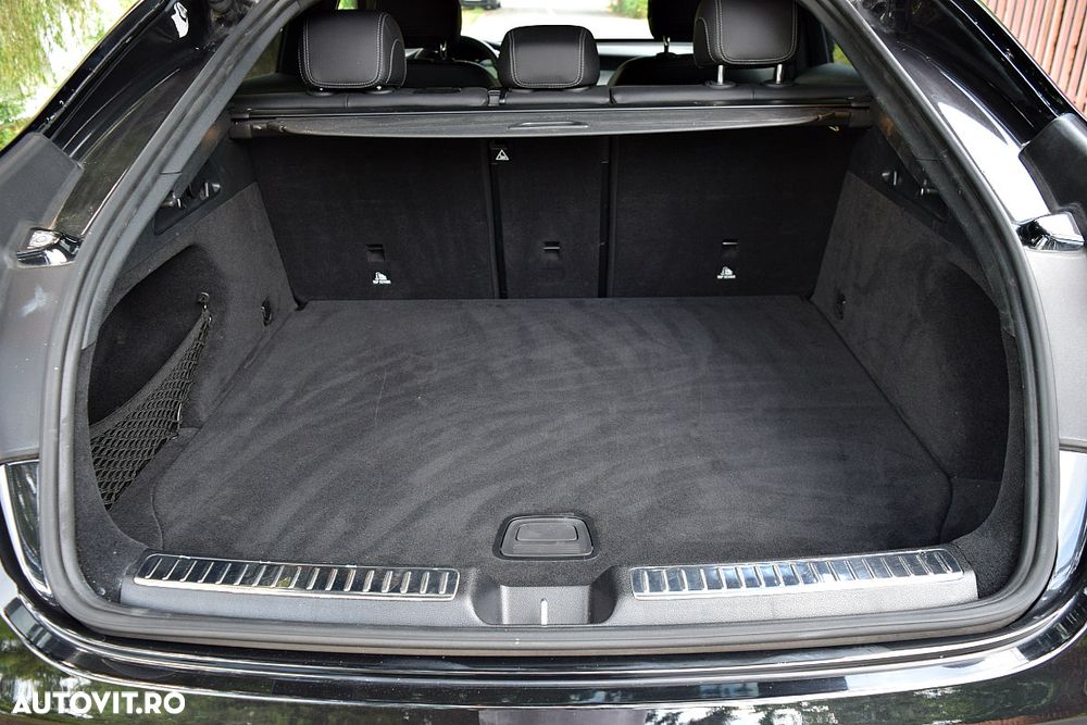Mercedes-Benz GLC Coupe 220 d 4Matic 9G-TRONIC AMG Line - 30