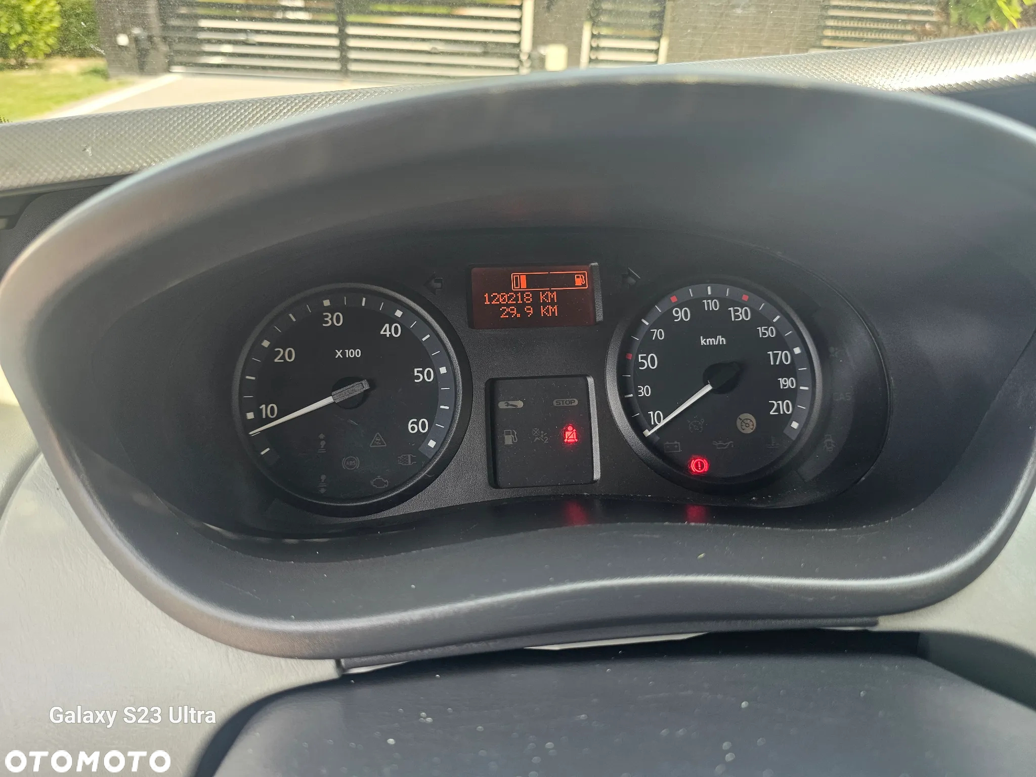 Renault Trafic - 21