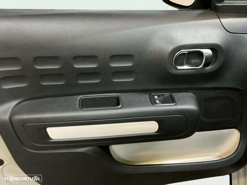 Citroën C3 1.2 PureTech Plus - 19