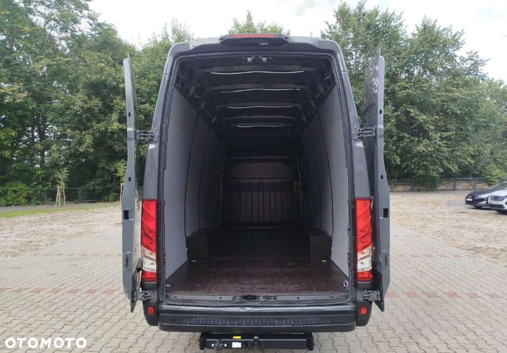Iveco Daily 35S18 - 24