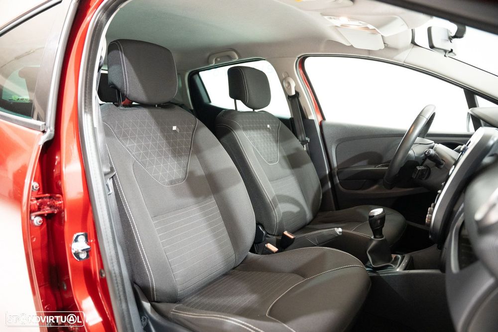 Renault Clio 0.9 TCe Limited - 19