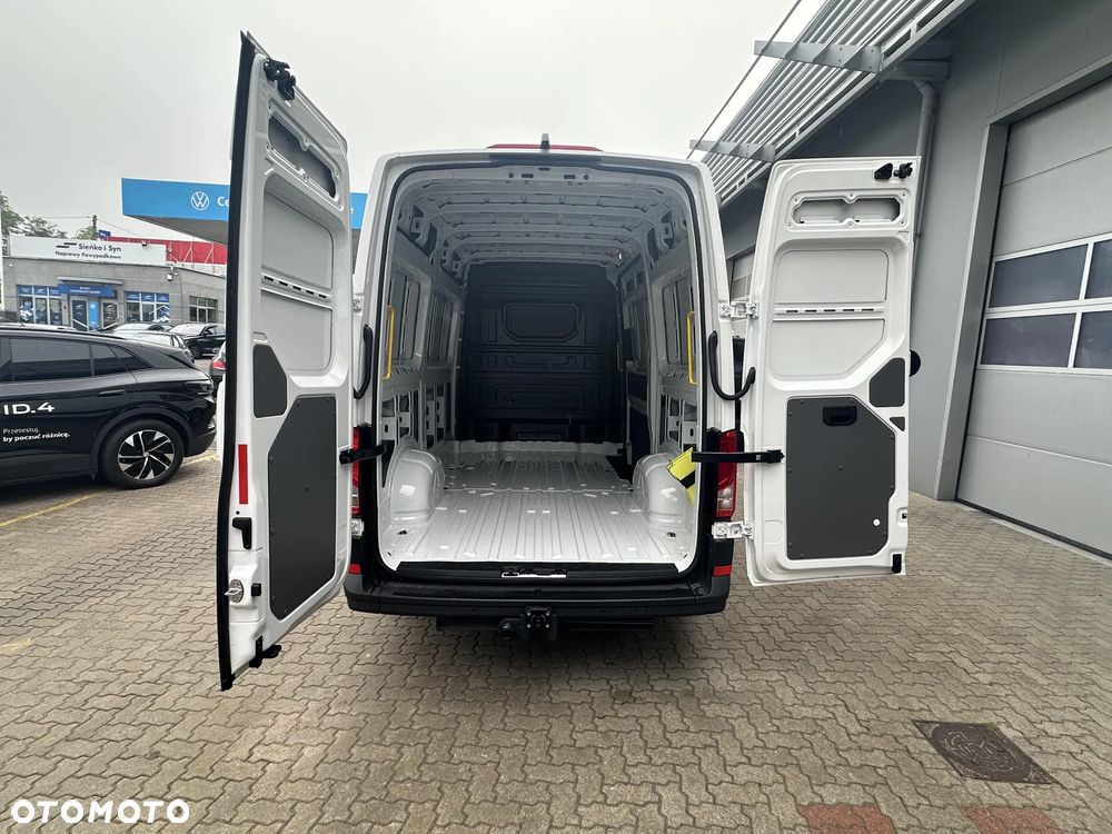 Volkswagen Crafter - 10
