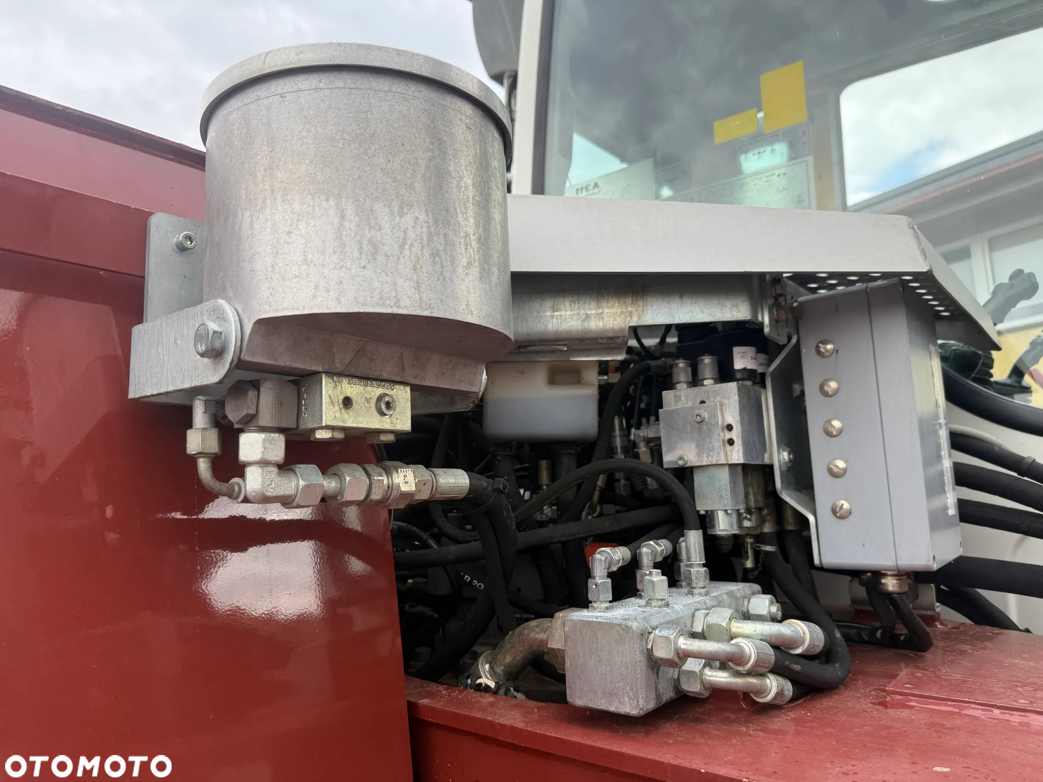 Liebherr koparka kołowa A311 + głowica ROTOTILT, dzielony pług , 13 ton - 21