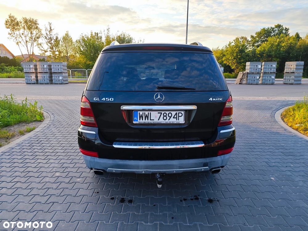 Mercedes-Benz GL - 6
