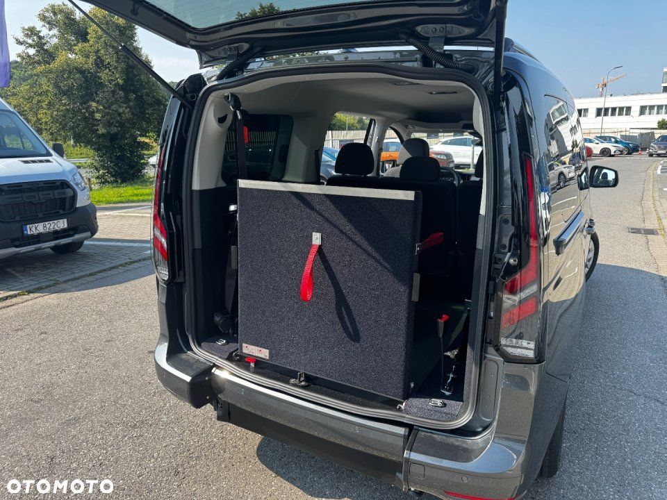 Ford Tourneo Connect - 19