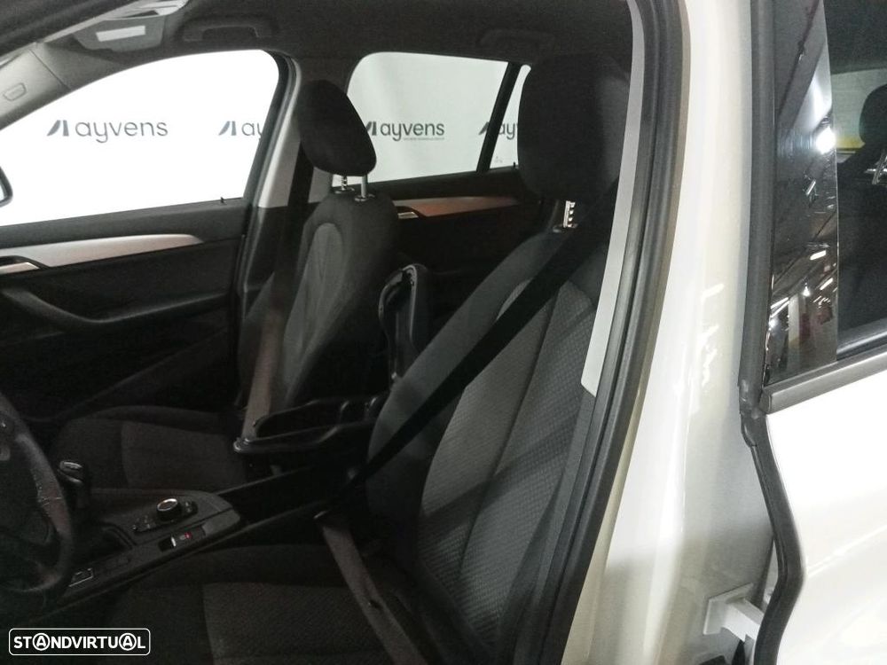 BMW X1 16 d sDrive Advantage - 5