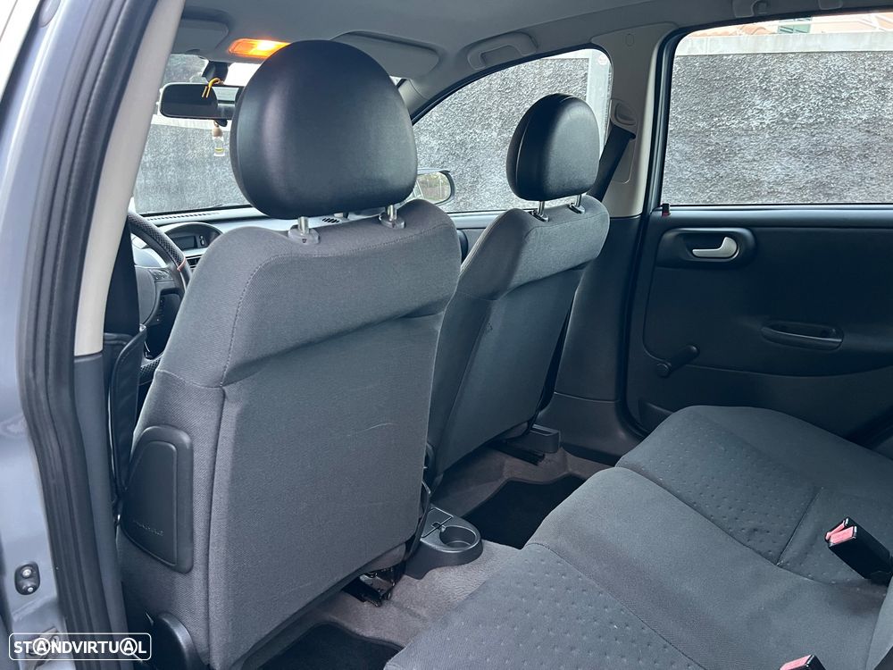 Opel Corsa 1.2 16V Cosmo Easytronic - 9