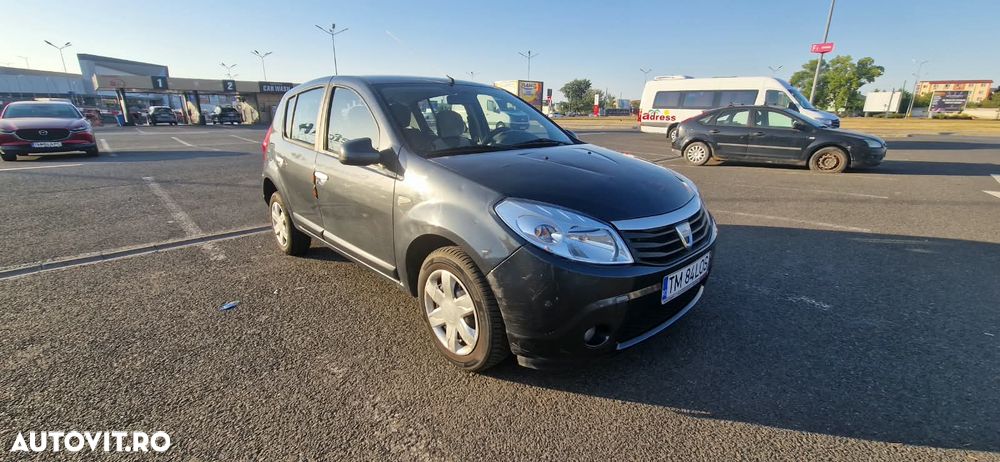 Dacia Sandero 1.6 MPI Laureate - 8