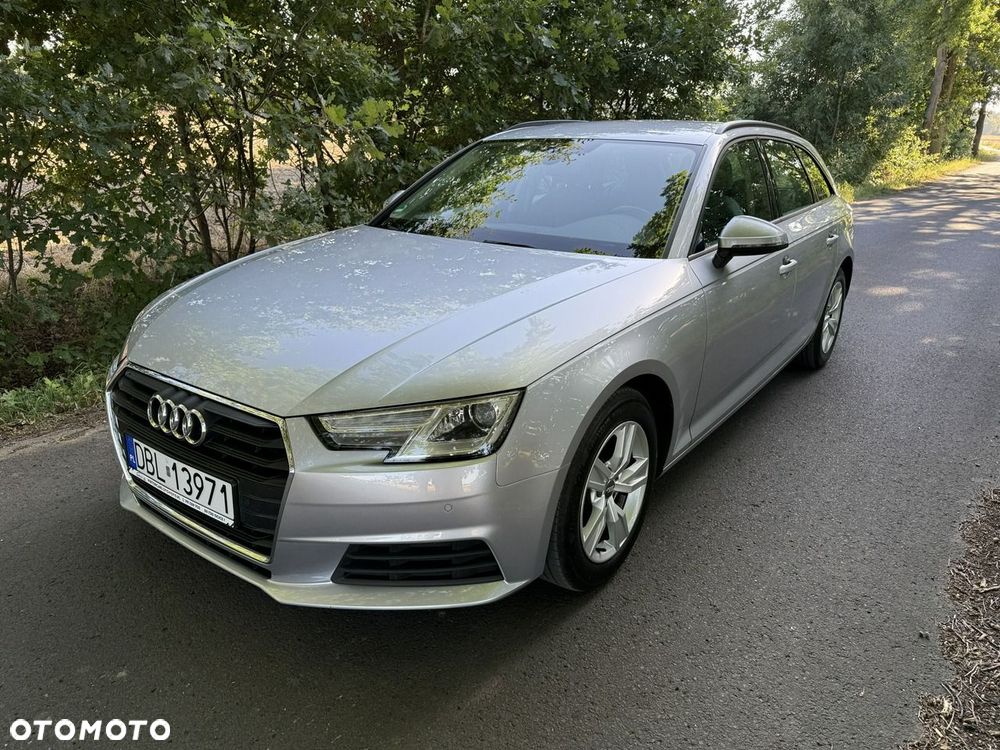 Audi A4 Avant 2.0 TDI S tronic design - 19
