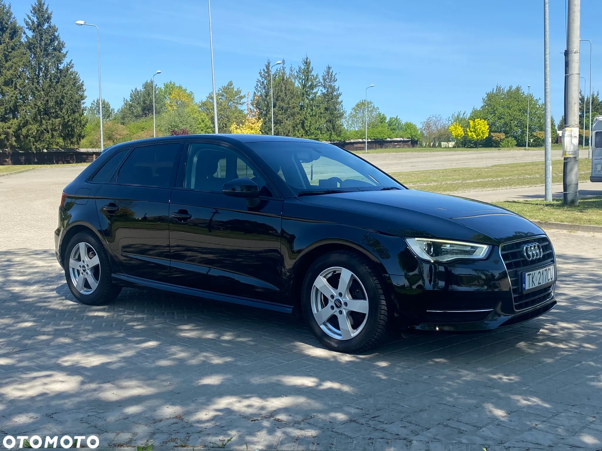 Audi A3 1.6 TDI Sportback design - 12