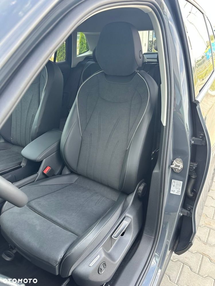Volkswagen Tiguan - 14