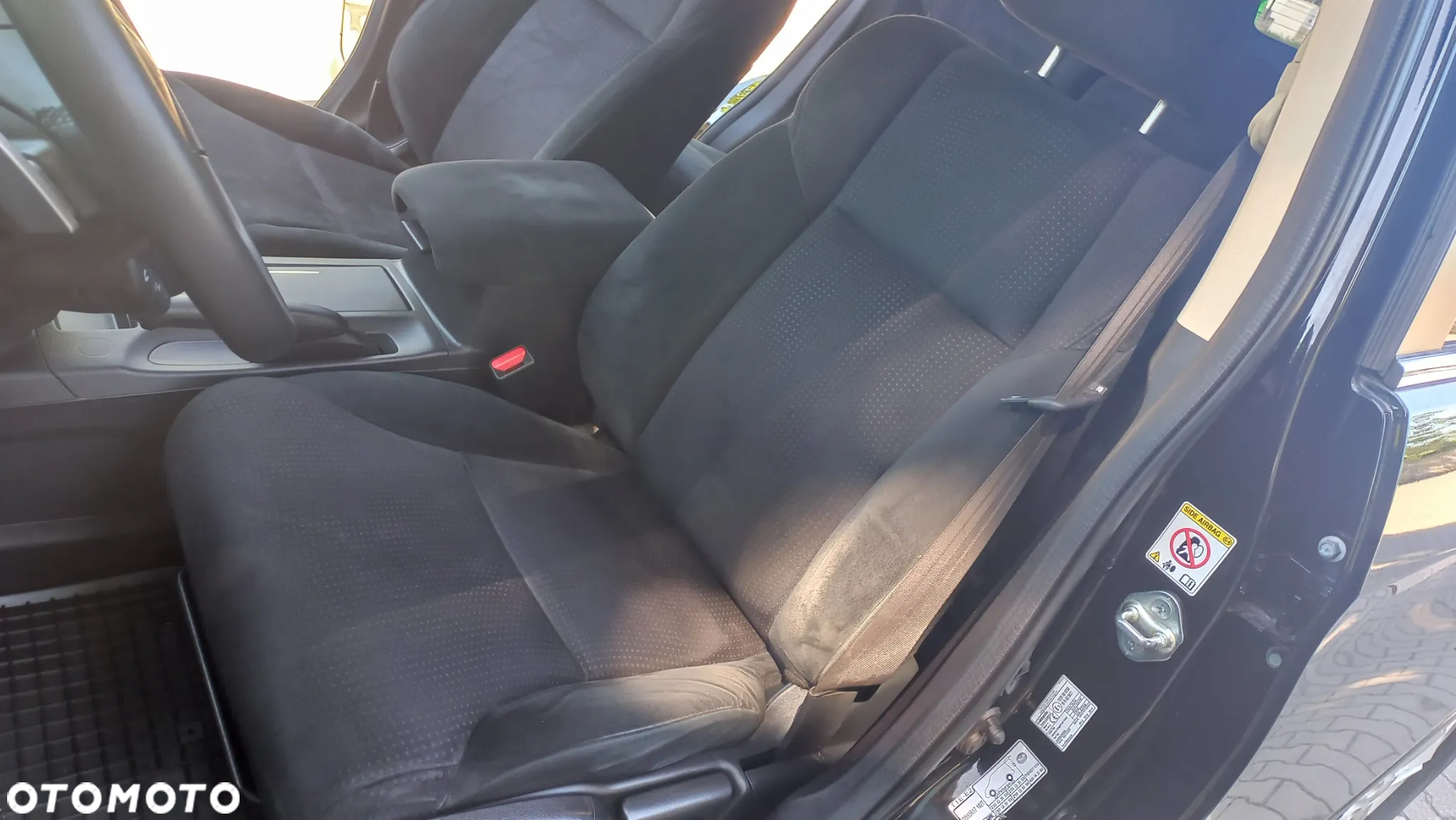 Honda CR-V 2.0i-VTEC 4WD Automatik Executive - 18