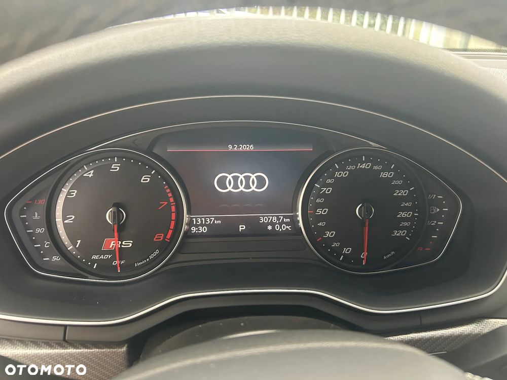 Audi RS4 Limousine - 11