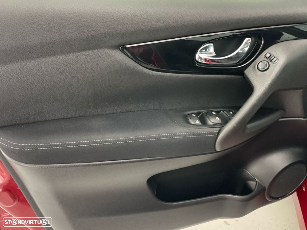 Nissan Qashqai 1.5 dCi N-Connecta DCT - 15