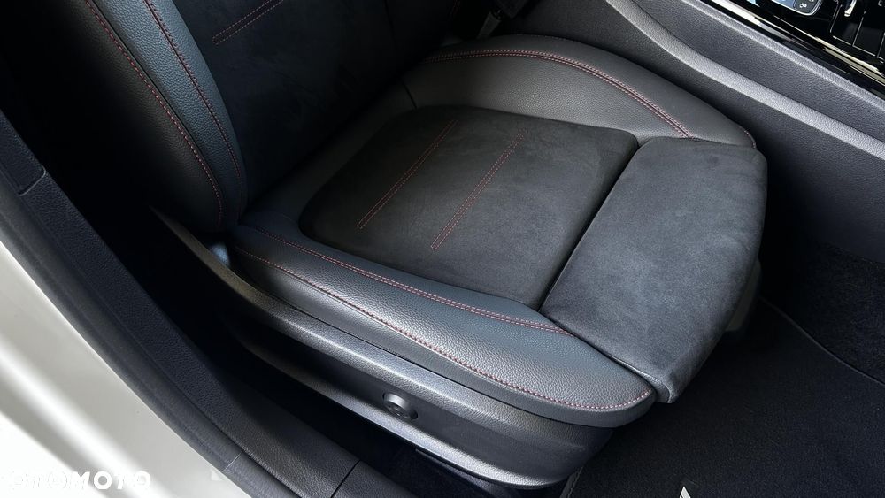 Mercedes-Benz Klasa A 220 4-Matic AMG Line 8G-DCT - 26