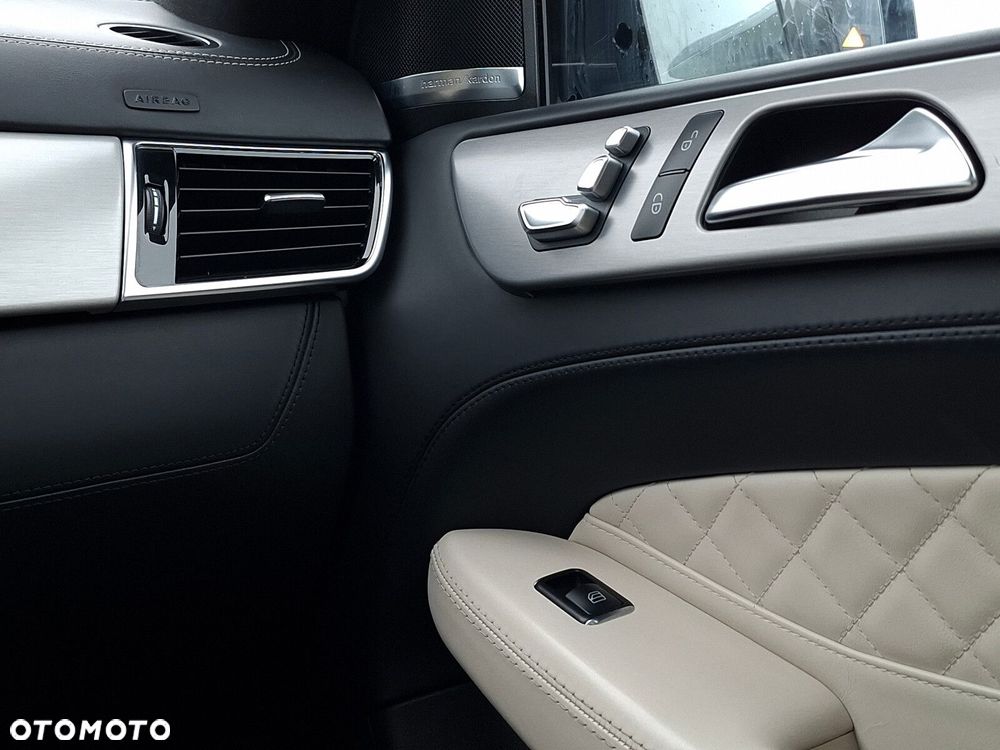 Mercedes-Benz GLE - 21