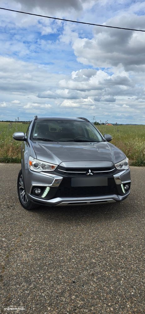 Mitsubishi ASX 1.6 DI-D Instyle - 1
