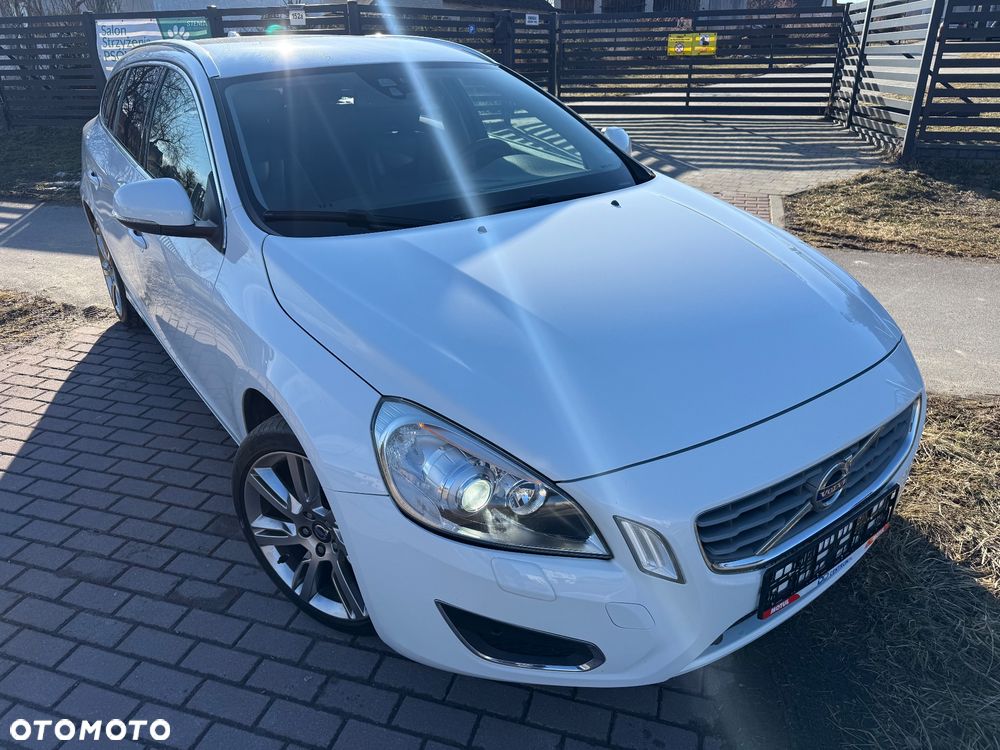 Volvo V60 T6 AWD Geartronic Summum - 7