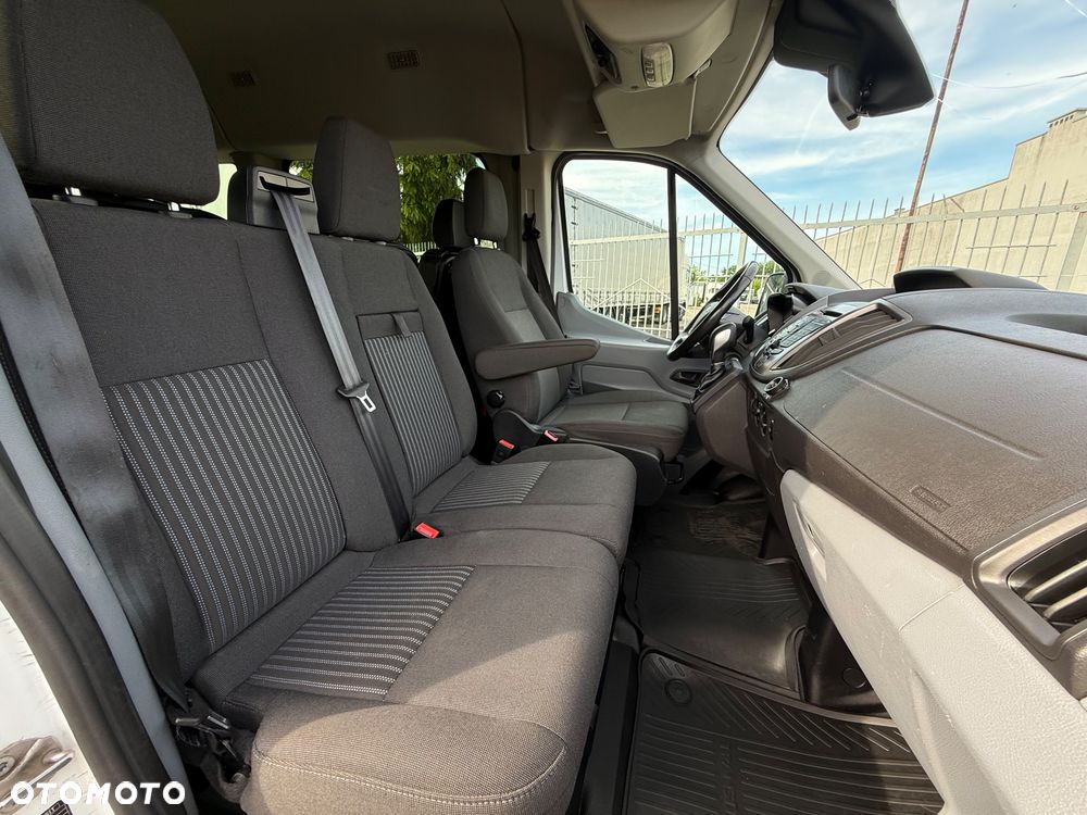 Ford Transit - 11