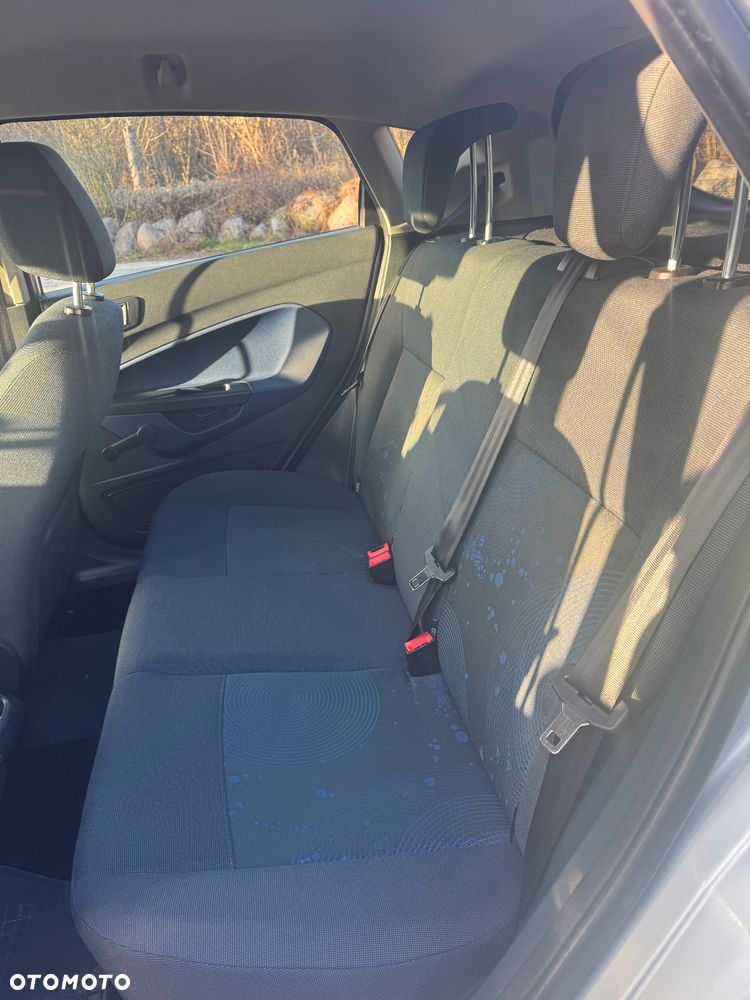 Ford Fiesta - 38
