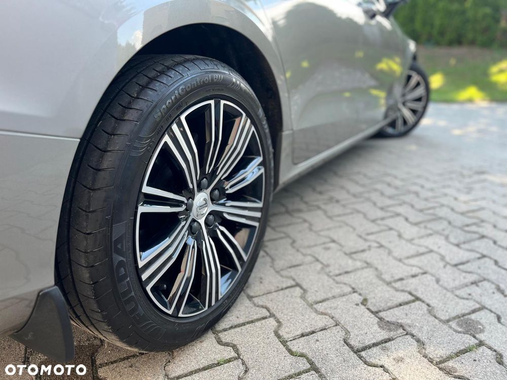 Volvo V60 B4 B Inscription - 12