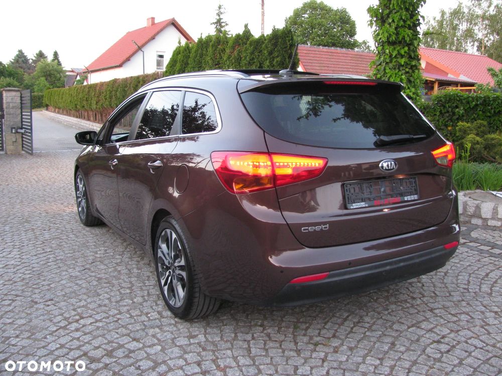 Kia Ceed 1.6 GDI DCT Platinum Edition - 36