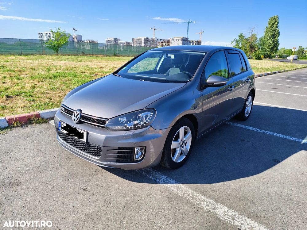 Volkswagen Golf 2.0 TDI BlueMotion Technology Highline - 1