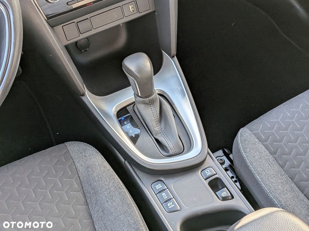 Toyota Yaris Cross Hybrid 1.5 Comfort - 16