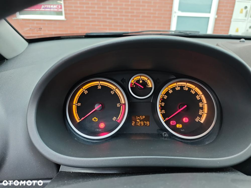 Opel Corsa - 10