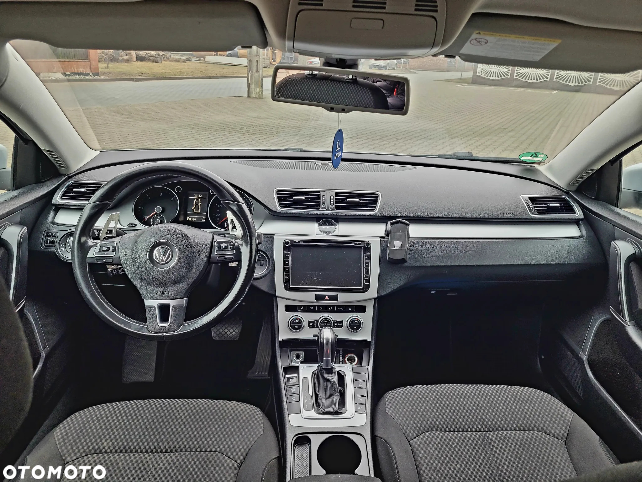 Volkswagen Passat 2.0 Blue TDI DSG SCR Comfortline - 18