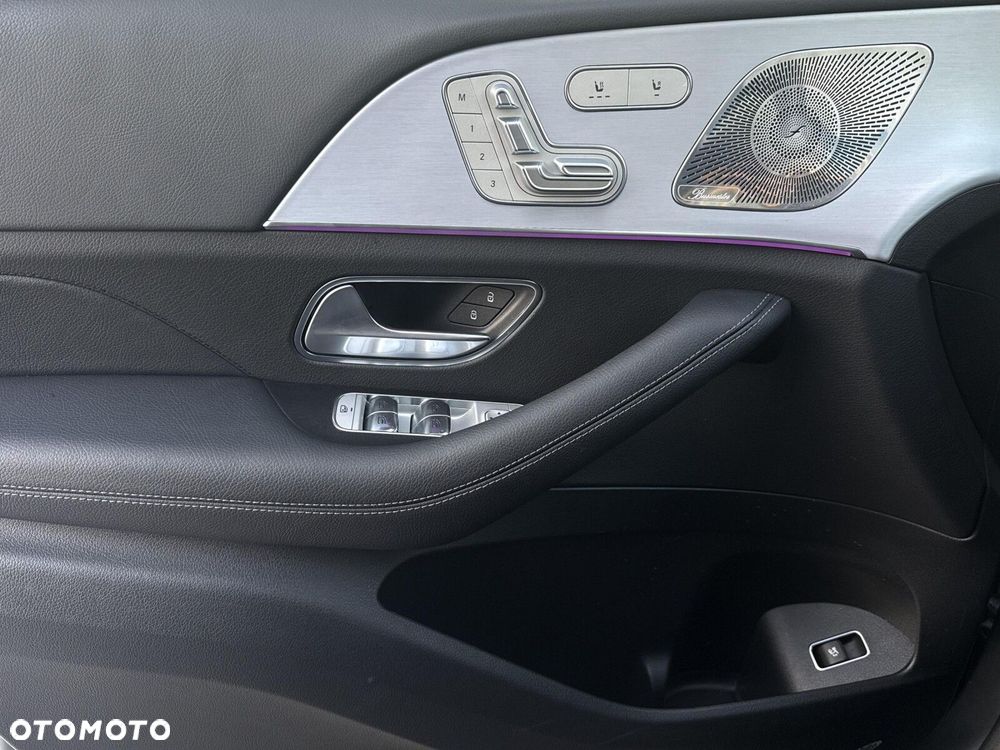 Mercedes-Benz GLE - 22