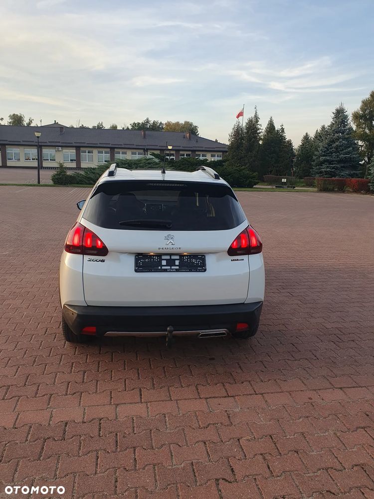 Peugeot 2008 2016 photo 5