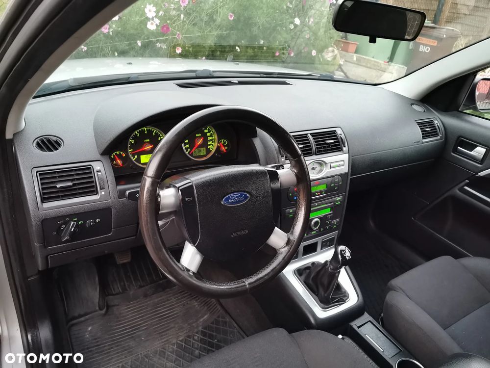 Ford Mondeo 1.8 Viva - 20