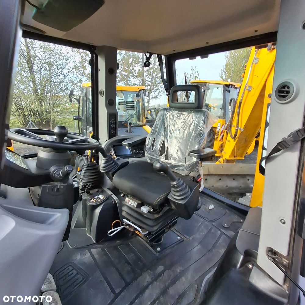 JCB 4CX PLUS AEC - 5