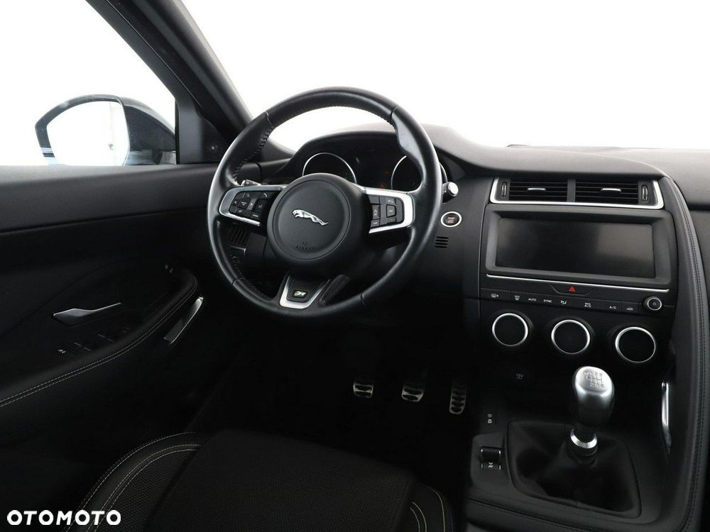 Jaguar E-Pace D180 AWD R-Dynamic - 17