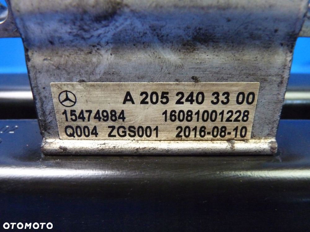 MERCEDES C W205 1.6 DCI PODPORA ŁAPA SKRZYNI BIEGÓW - 2