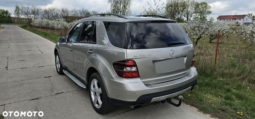 Mercedes-Benz ML 320 CDI 4-Matic - 4