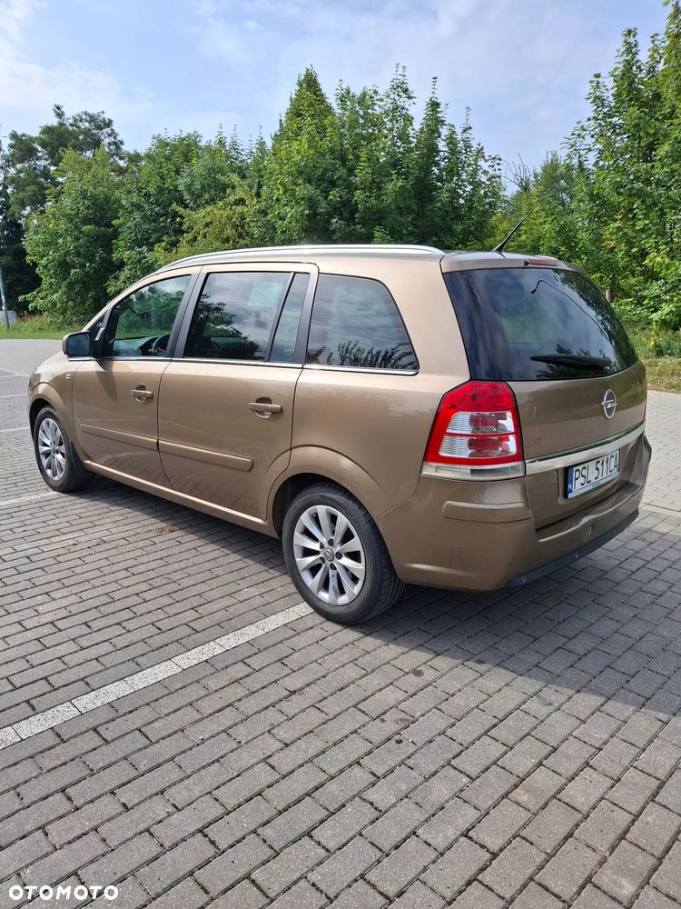 Opel Zafira 1.8 - 6