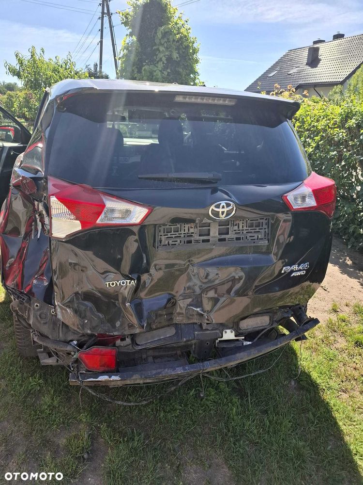 Toyota RAV4 - 5