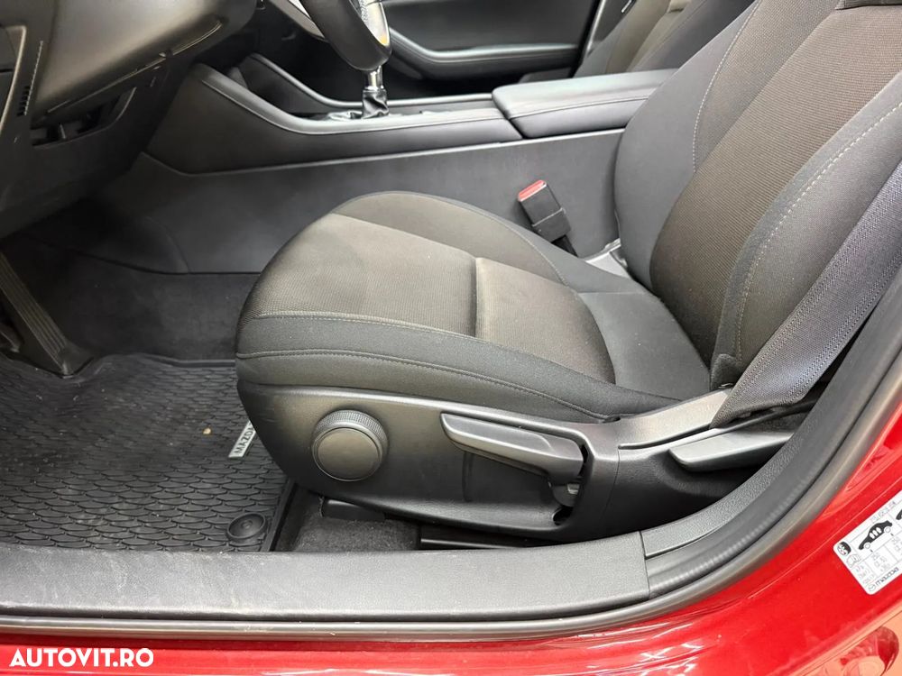 Mazda 3 - 19