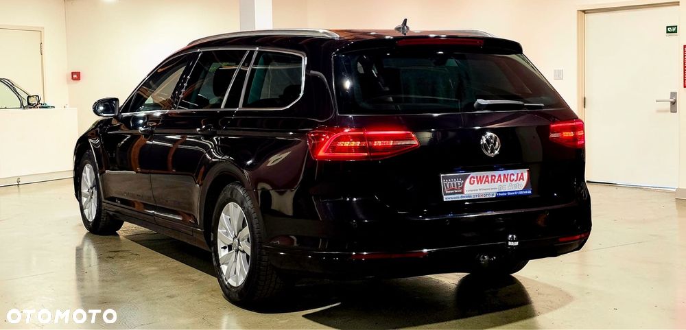 Volkswagen Passat 1.6 TDI (BlueMotion Technology) DSG Comfortline - 32