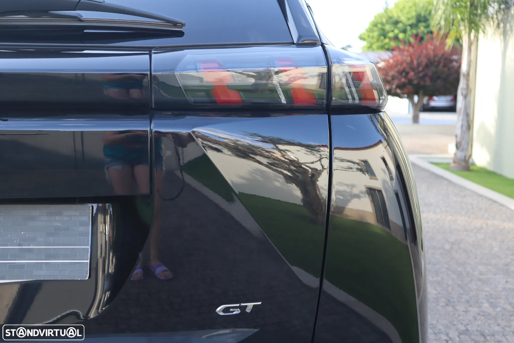 Peugeot e-2008 50 kWh GT Pack - 8