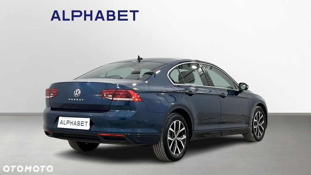 Volkswagen Passat - 5